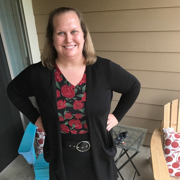 Meet your Posher, Liz, at Anchors & Tides Boutique - Picture 8 of 8